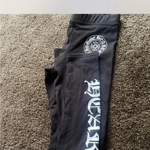 Chrome heart leggings